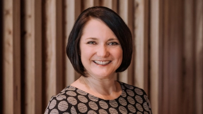 Anja Schmidt Wagemann will Rathauschefin in Dinkelsbühl werden. (Foto: Sarah Korn)