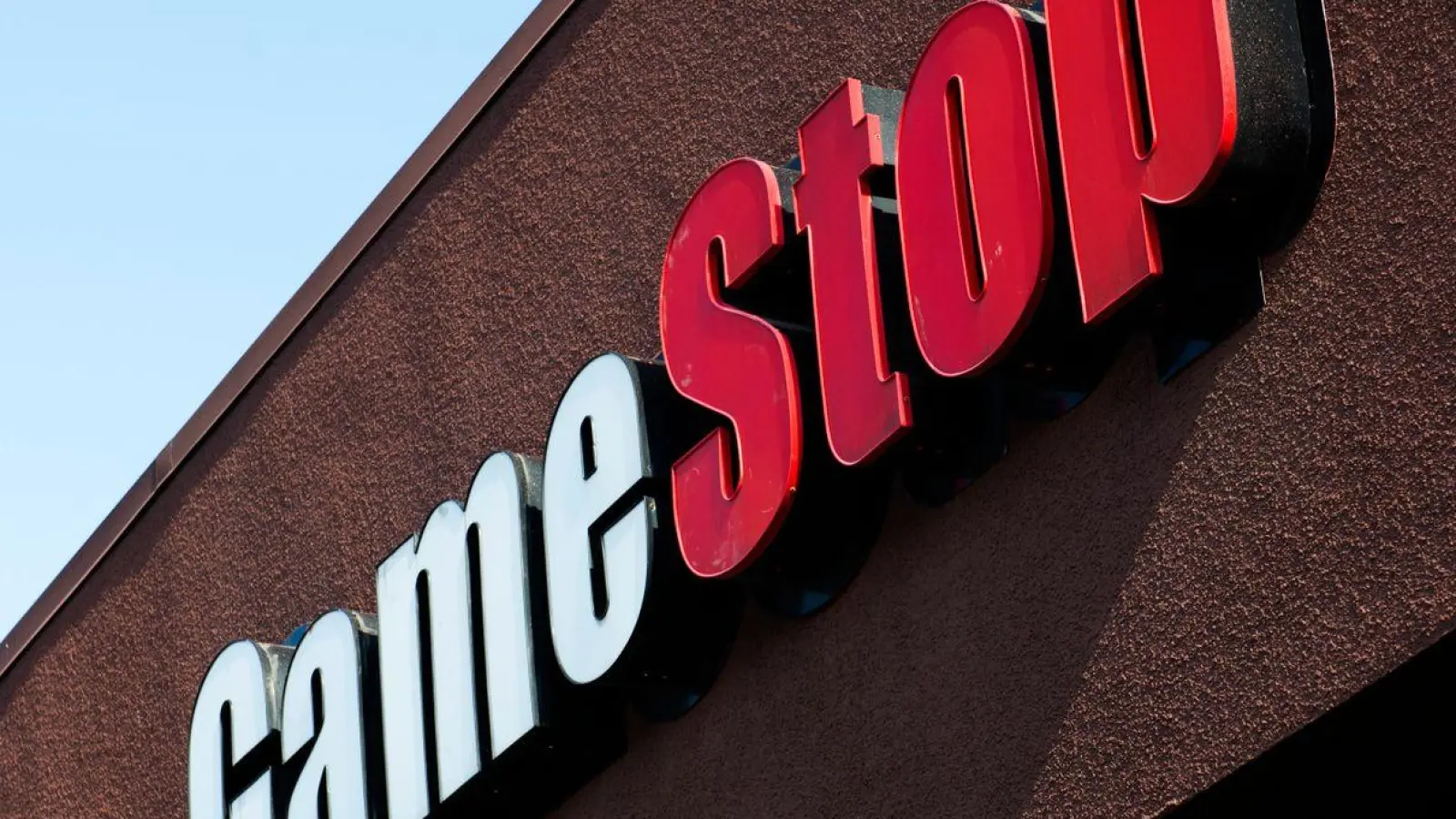 Gamestop macht - wie vielen stationären Ketten - die Konkurrenz durch den Online-Handel zu schaffen. (Foto: Pat Mazzera/SOPA Images via ZUMA Wire/dpa)