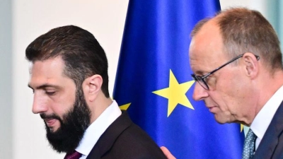 Wer hat die 80-Prozent-Zielmarke genannt, Syriens Übergangspräsident Ahmed al-Scharaa oder Kanzler Friedrich Merz (CDU)? Nicht so wichtig, meint die Bundesregierung. (Foto: Sebastian Christoph Gollnow/dpa)