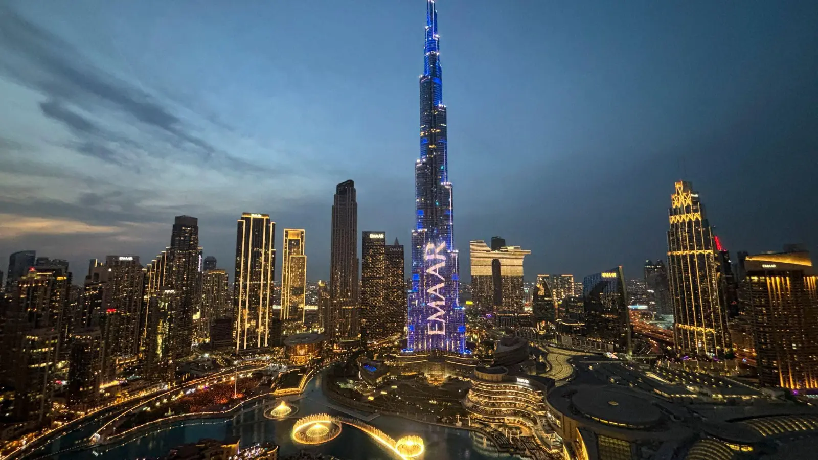 Auch von Reisen nach Dubai rät das Auswärtige Amt wegen der Eskalation im Nahen Osten ab. (Foto: Altaf Qadri/AP/dpa)