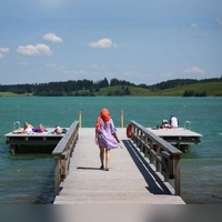 In Bayern gibt es 375 EU-Badestellen, die in der Badesaison regelmäßig untersucht werden. (Archivbild) (Foto: Karl-Josef Hildenbrand/dpa)