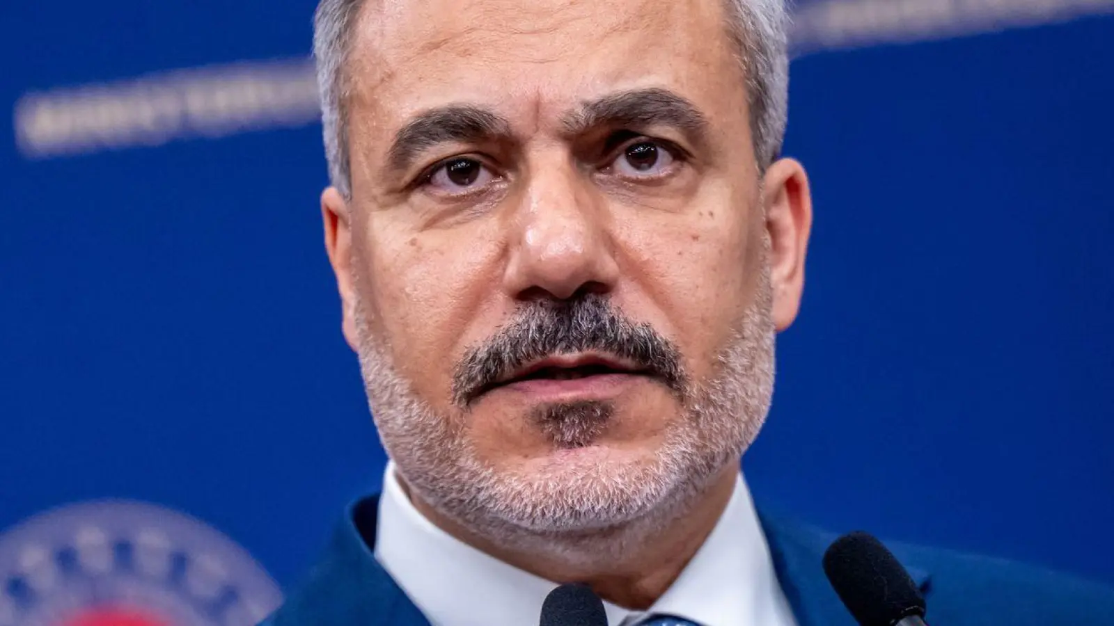 Außenminister Hakan Fidan sieht den „Mekka-Verteidigungspakt“ als historischen Meilenstein. (Archivbild) (Foto: Michael Kappeler/dpa)