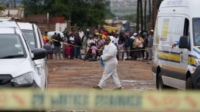 Die Tat geschah nachts im Township Bekkersdal bei Johannesburg. (Foto: Alfonso Nqunjana/AP/dpa)