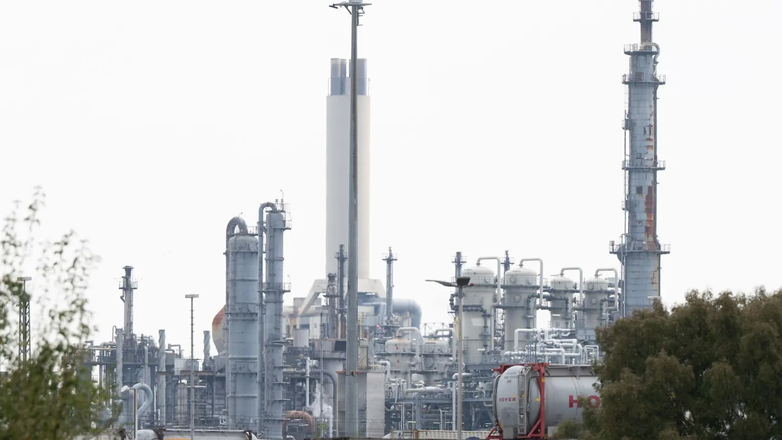 Die seit Jahren krisengeplagte deutsche Chemiebranche profitiert ohne eigenes Zutun von den Folgen des Irankriegs. (Symbolbild) (Foto: Florian Wiegand/dpa)