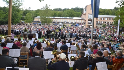 Zum evangelischen Kirchentag auf dem Hesselberg werden wieder viele Besucher erwartet. (Archivfoto: Peter Tippl)