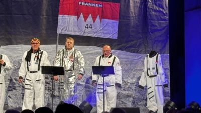 Statt Jürgen Boier steckte bei der zweiten Prunksitzung der Windshemia eine kopflose Schaufensterpuppe im Astronautenkostüm. (Foto: privat)