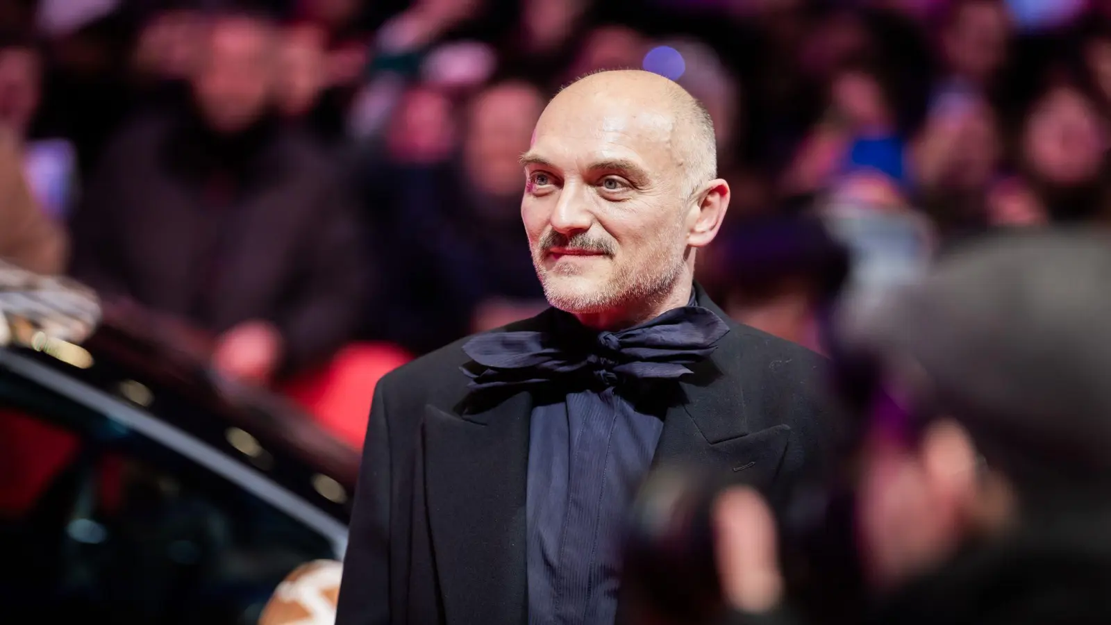 Im Film „Rose“ von Markus Schleinzer geht es um eine Frau, die sich im 17. Jahrhundert als Mann ausgibt, um zu überleben. (Archivbild) (Foto: Christoph Soeder/dpa)