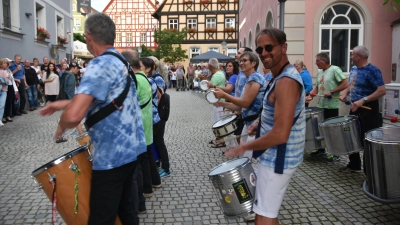 Die Batukeros werden auch in diesem Jahr mit ihren mitreißenden Trommelrhythmen ihren Gästen wieder kräftig einheizen. (Archivbild: Anita Dlugoß)