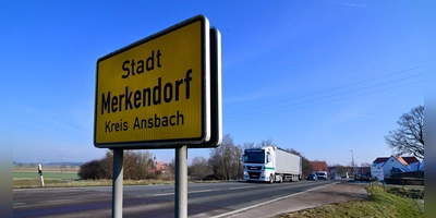 Merkendorf wartet seit Jahren auf den Bau einer Ortsumfahrung. Das nun vorliegende Amphibienschutzkonzept markiert einen Fortschritt in der Planung. Bis zum Baubeginn wird es dennoch einige Zeit dauern. (Archivfoto: Jim Albright)