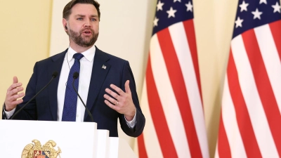Die Frage nach einem Machtwechsel im Iran ist nach Darstellung von US-Vizepräsident JD Vance nebensächlich. (Archivbild) (Foto: Kevin Lamarque/POOL REUTERS/dpa)