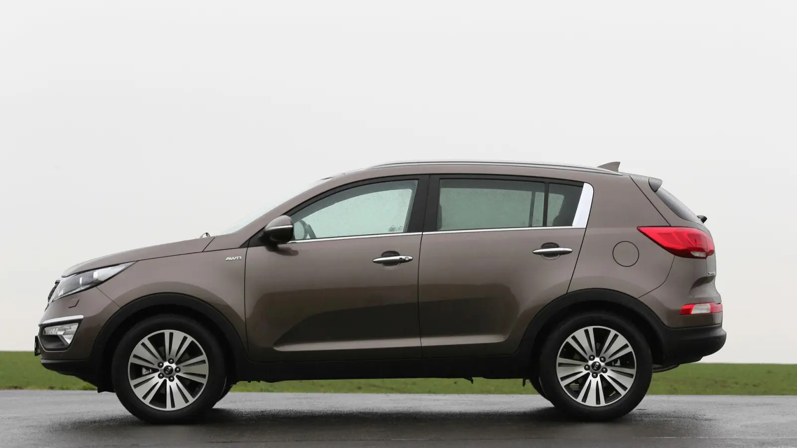 Eleganter Gleiter - aber wie zuverlässig im Alter? Das sollte man beim Kauf eines gebrauchten Kia Sportage wissen. (Foto: Kia/dpa-tmn)