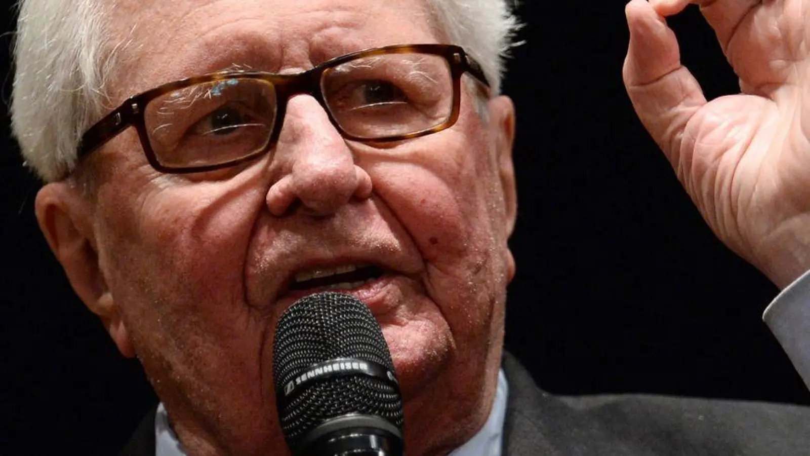 Hans-Jochen Vogel wäre am 3. Februar 100 Jahre alt geworden. (Archivbild) (Foto: Andreas Gebert/dpa)