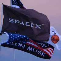 Elon Musk verlässt sich darauf, dass Anleger im Glauben an künftige Erfolge von SpaceX investieren. (Archivbild) (Foto: Eric Gay/AP/dpa)