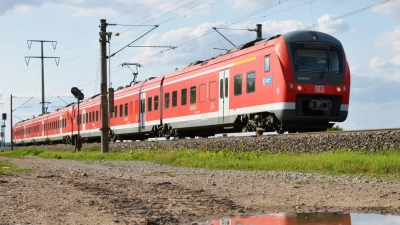 Züge fallen zwischen Neustadt und Steinach aus. (Symbolbild: Johannes Hirschlach)