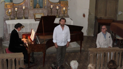 Julian Pregardien und Daniel Heide bringen Schuberts „Winterreise“ im Schloss Seehaus eindrucksvoll auf die Bühne. (Foto: Heike Auer)
