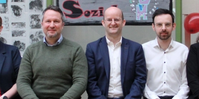 Die drei OB-Kandidaten der Stadt Rothenburg (von links): Florian Vogel (CSU), Oberbürgermeister Dr. Markus Naser (FRV) und Christoph Rösch von der SPD. (Foto: Clarissa Kleinschrot)