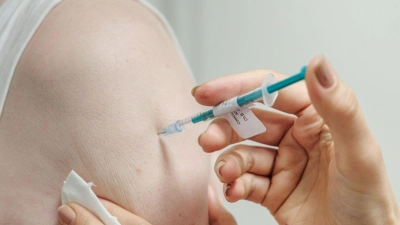 Kinder in den USA sollen nach dem Willen der US-Regierung künftig weniger Impfungen erhalten. (Symbolbild) (Foto: Markus Scholz/dpa)