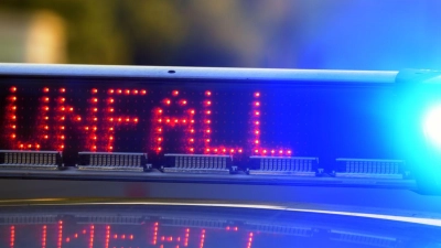 Der Motorradfahrer konnte nicht mehr gerettet werden. (Symbolbild) (Foto: Stefan Puchner/dpa)