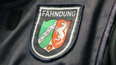 Steuerfahnder gehen gegen Briefkastenfirmen in Steueroasen vor (Symbolbild) (Foto: Oliver Berg/dpa)