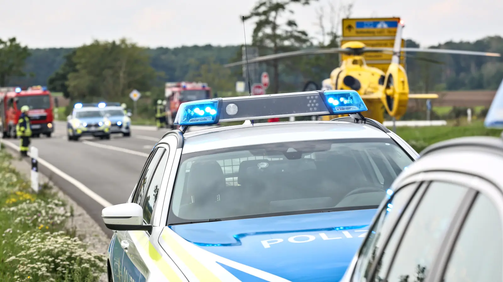 Auf der Staatsstraße 2246 kam es am Montagmorgen zu einem Unfall. (Symbolbild: Tizian Gerbing)