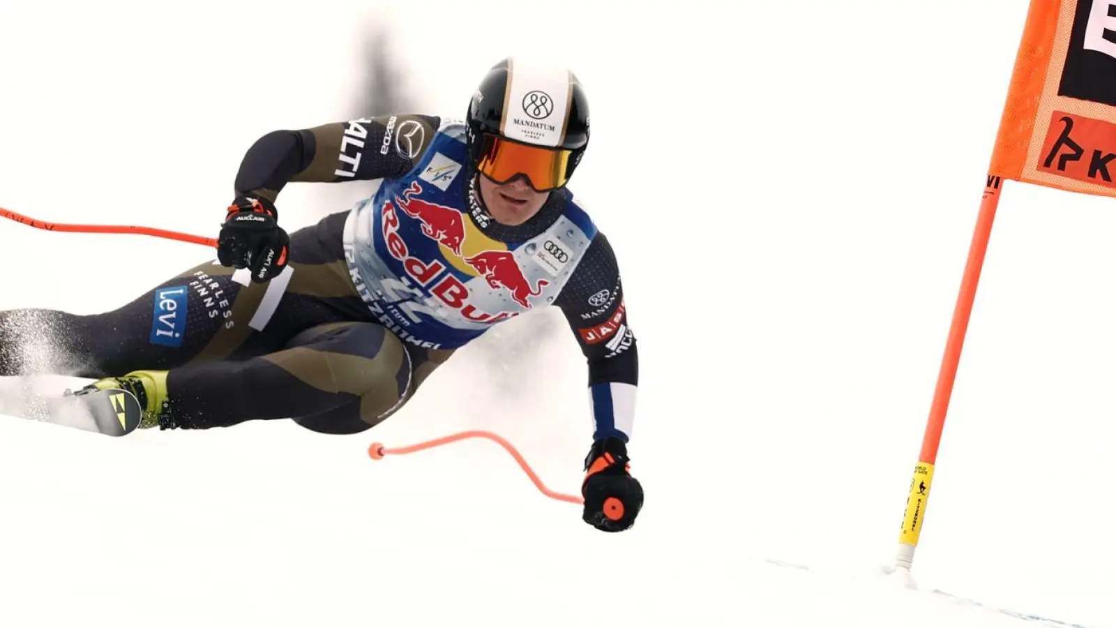 Der Finne Elian Lehto stürzte im Training schwer. (Archivbild) (Foto: Gabriele Facciotti/AP/dpa)