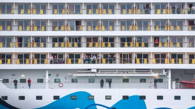 Kein Reisemangel: Schiffsleitungen dürfen erkrankte Gäste als Schutzmaßnahme isolieren, um weitere Infektionen zu verhindern. (Foto: Daniel Bockwoldt/dpa/dpa-tmn)