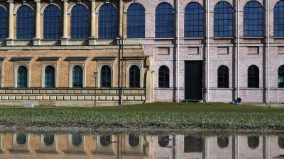 Von Dürer bis Rembrandt: Die Alte Pinakothek macht Kunst aus über 400 Jahren erlebbar.  (Foto: Karl-Josef Hildenbrand/dpa)