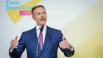 Endgültige Abschaffung des Solidaritätszuschlags auch für Vielverdiener und Stopp aller neuen Regulierungen: Finanzminister Lindner kommt mit einem neuen Forderungspapier. (Foto: Kay Nietfeld/dpa)