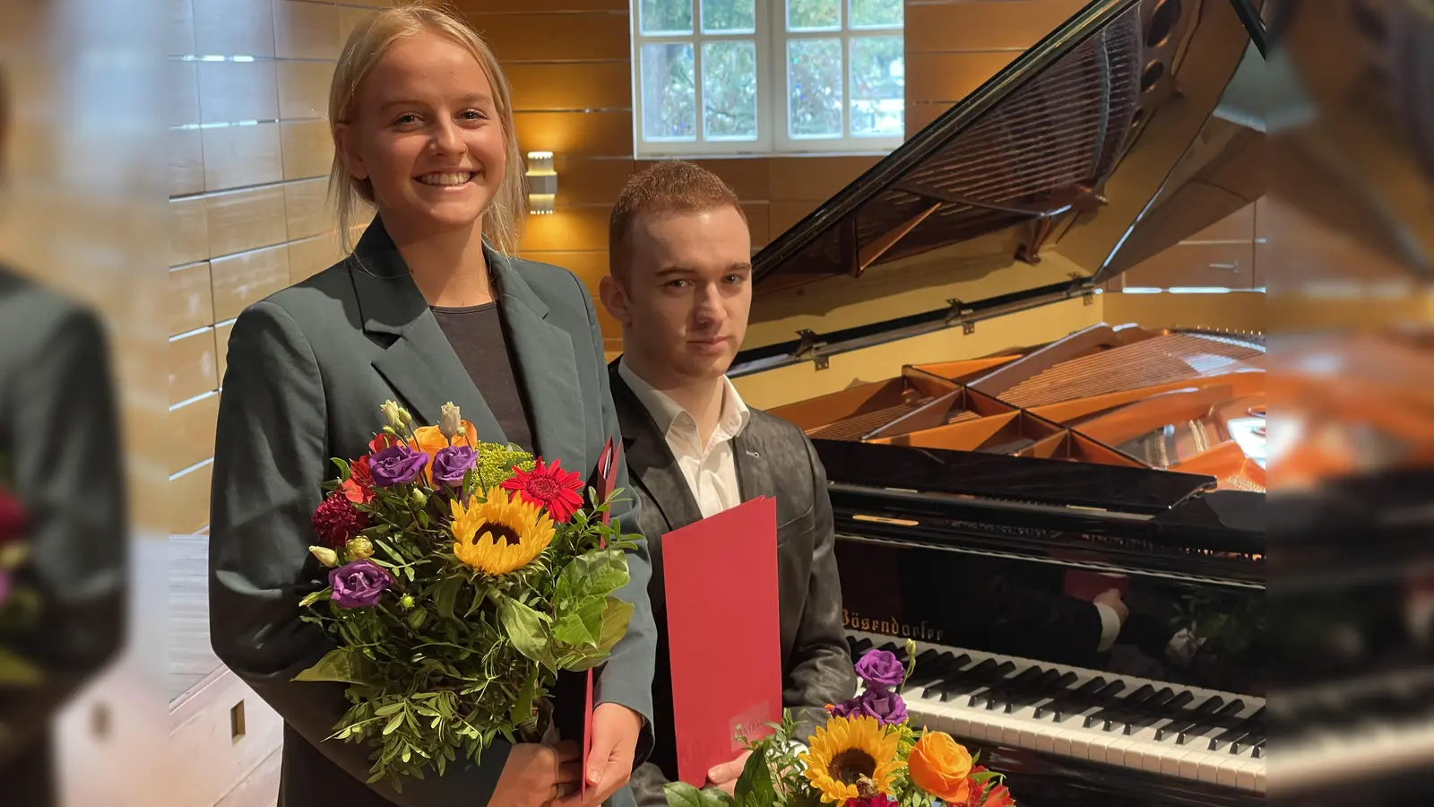 Die Tanzsportakrobatin Liana Wolf und der Musiker Acar Kraut wurden mit dem Ansbacher Jugendkulturpreis ausgezeichnet. (Foto: Lara Hausleitner)