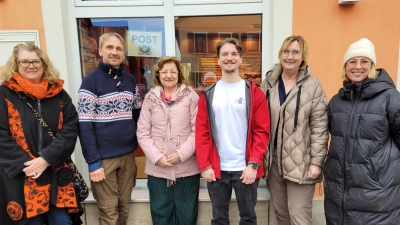 Freuen sich über den Zusammenhalt in Bad Windsheim (von links): Isolde Bratke, Denis Krzenck, Angelika Stegmayer, Max Wimmer, Gisela Heusinger-Herz und Sonja Straetemans.  (Foto: Nina Daebel)