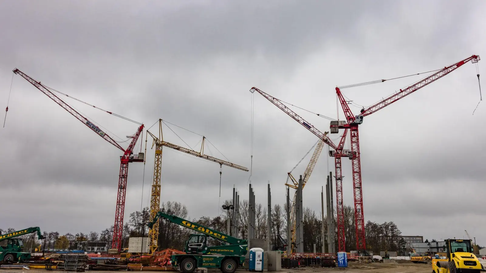  Die Bundesregierung plant, die Rechenzentrumskapazitäten in Deutschland massiv auszubauen. (Symbolbild) (Foto: Frank Hammerschmidt/dpa)
