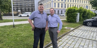 Die BBV-Kreisobmänner Reinhold Meyer (links) und Jürgen Dierauff (rechts) setzen bei Aktionen der Landwirte auf Geschlossenheit und ein organisiertes Vorgehen. (Foto: Thomas Schaller)