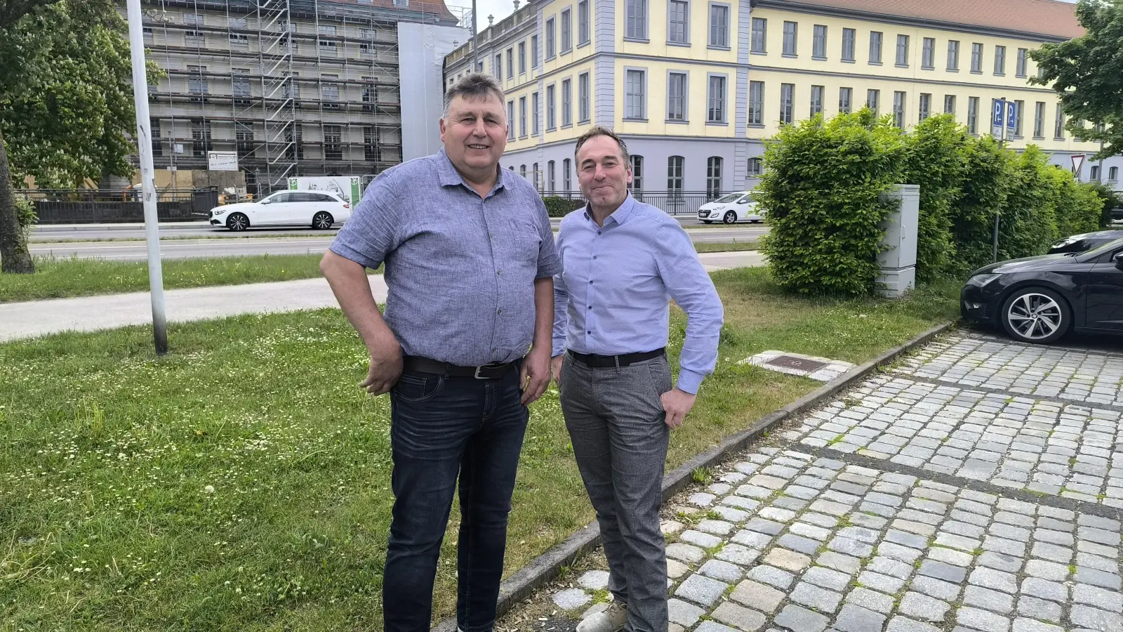 Die BBV-Kreisobmänner Reinhold Meyer (links) und Jürgen Dierauff (rechts) setzen bei Aktionen der Landwirte auf Geschlossenheit und ein organisiertes Vorgehen. (Foto: Thomas Schaller)