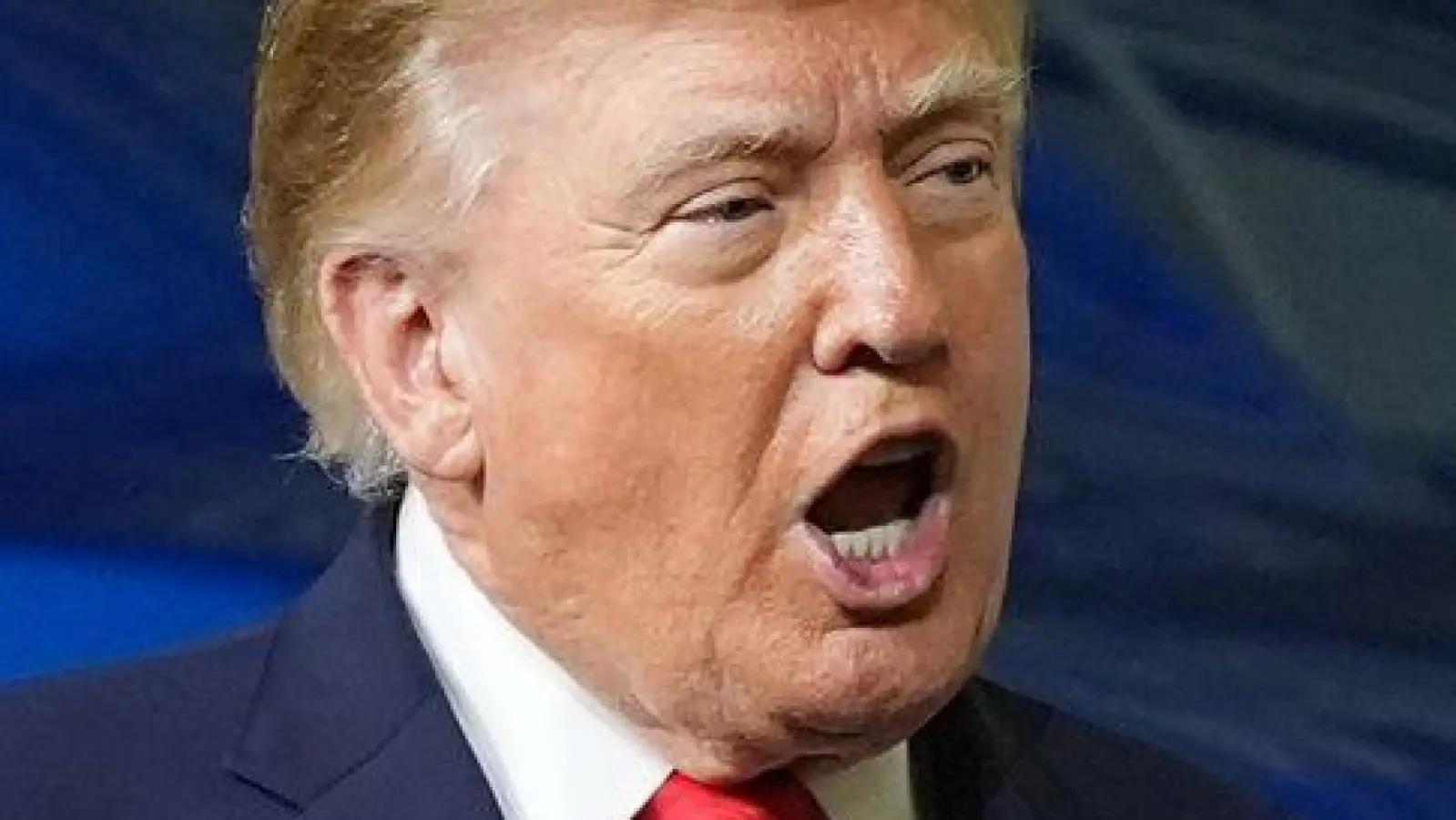 Man mache einen guten Job, aber eine schlechte Öffentlichkeitsarbeit - sagt Trump.  (Foto: Alex Brandon/AP/dpa)