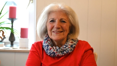 Maria Winterstein wird für ihr Engagement beim Dinkelsbühler Tisch mit dem FLZ-Ehrenamtspreis für Januar ausgezeichnet.  (Foto: Manfred Blendinger)