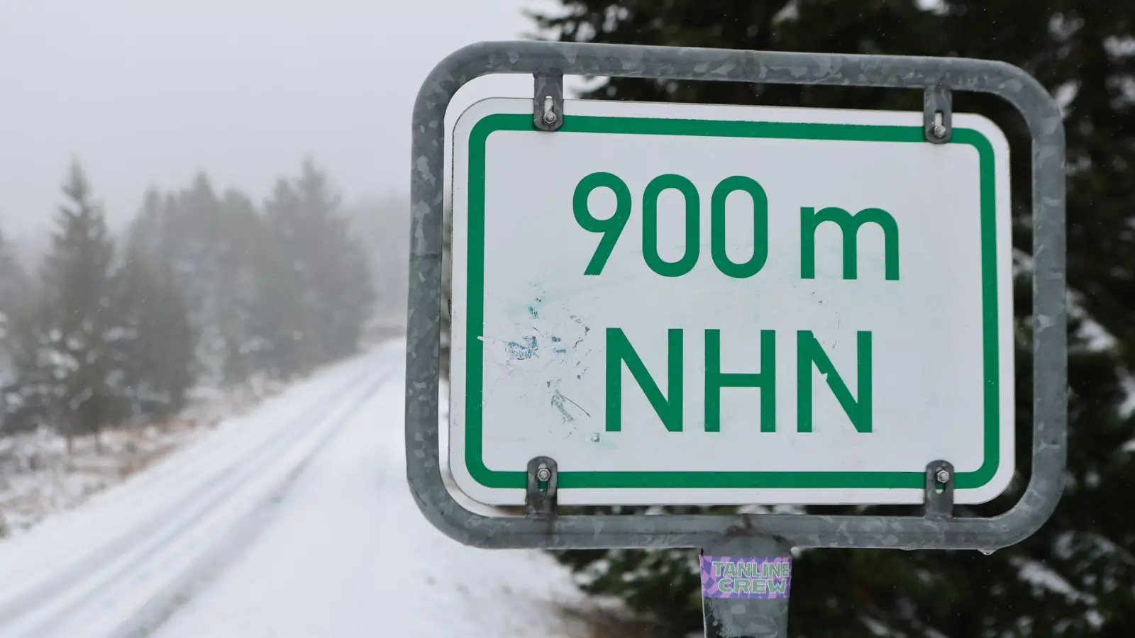 Ab einer Höhe von 400 bis 600 Meter kann es schneien.  (Foto: Matthias Bein/dpa)