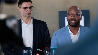 Politiker der Koalition zeigen sich enttäuscht über die Mineralölbranche. (Foto: Carsten Koall/dpa)