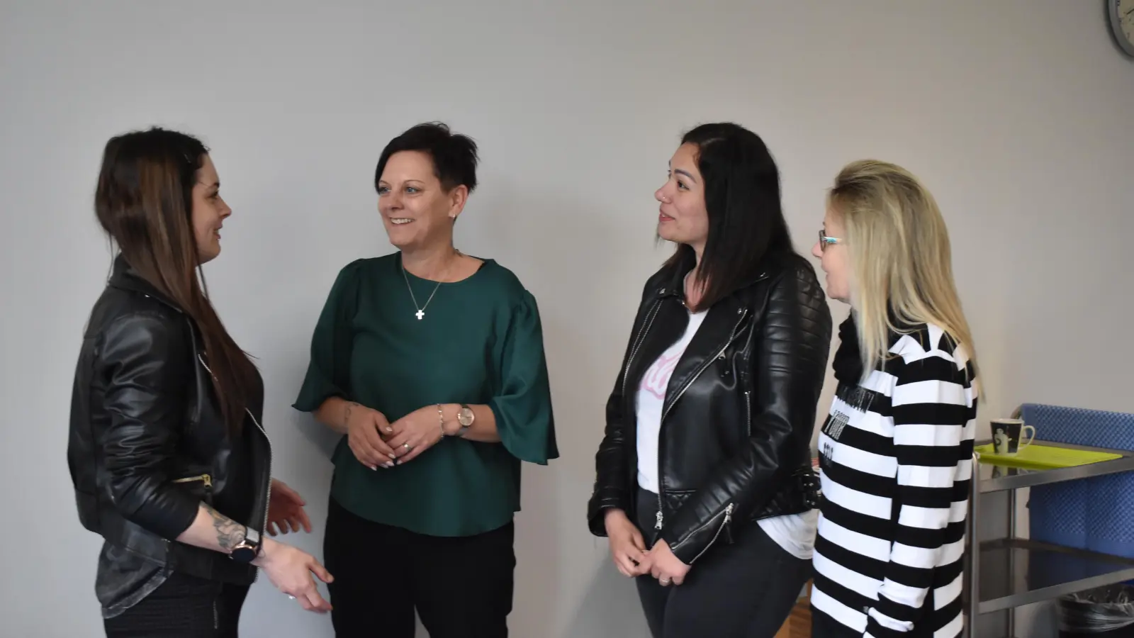 Sonja Schorr, Andrea Hirsch, Tina Blaha und Bettina Scheckel (von links) unterhielten sich über das Thema Knochenmarkspende. (Foto: Ute Niephaus)